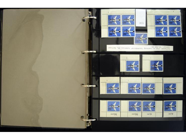 1948/90, postfrische Spezialsammlung, fast ausschließlich Rand- und vor allem Eckrandstücke, dabei auch Paare und 4er-Blocks,