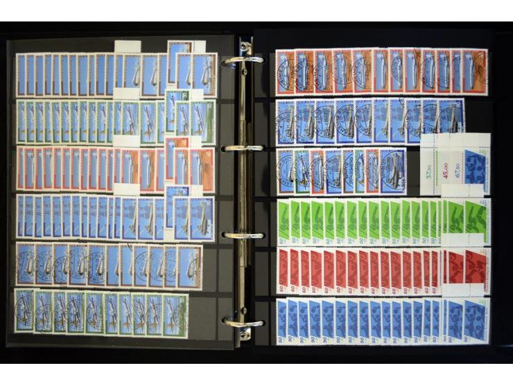 1948/1990, umfangreicher Sammlerbestand in 16 Alben, vieles mehrfach, dabei u.a. Mi.-Nr.  27, 32, 33, 34, 38(2) ,39(2) ,40(2)