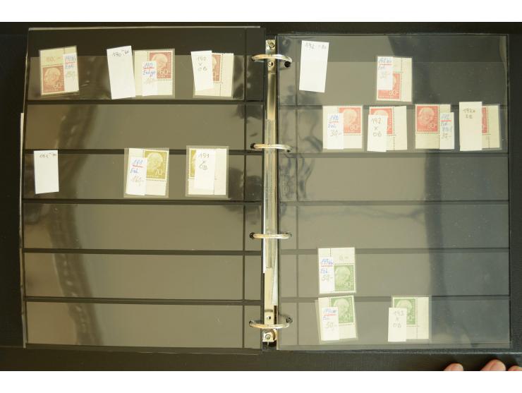 1949/95, postfrische Spezialsammlung, fast ausschließlich Rand- und vor allem Eckrandstücke, dabei auch Paare und 4er-Blocks,