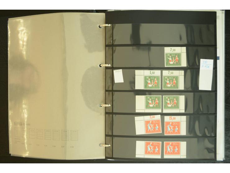 1949/95, postfrische Spezialsammlung, fast ausschließlich Rand- und vor allem Eckrandstücke, dabei auch Paare und 4er-Blocks,