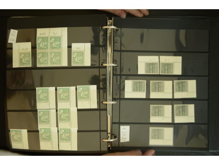 1949/95, postfrische Spezialsammlung, fast ausschließlich Rand- und vor allem Eckrandstücke, dabei auch Paare und 4er-Blocks,