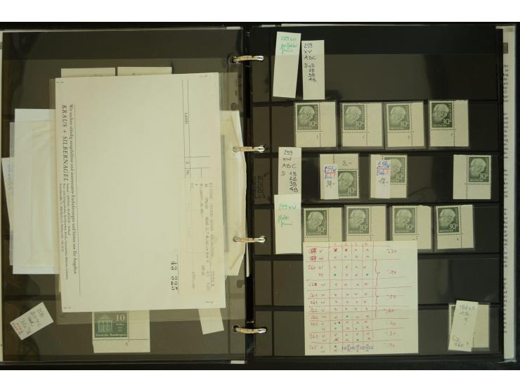 1949/95, postfrische Spezialsammlung, fast ausschließlich Rand- und vor allem Eckrandstücke, dabei auch Paare und 4er-Blocks,