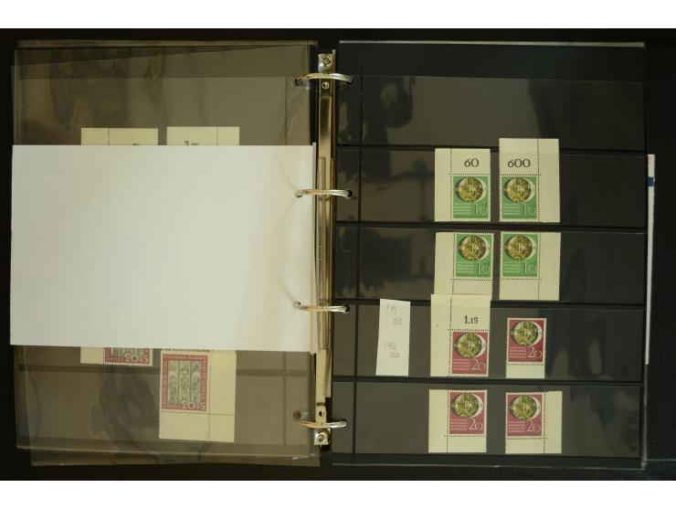 1949/95, postfrische Spezialsammlung, fast ausschließlich Rand- und vor allem Eckrandstücke, dabei auch Paare und 4er-Blocks,