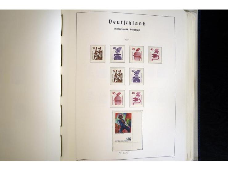 1949/90, postfrisch, in den Hauptnummern weit überkomplette Sammlung, dabei fast alle Werte aus Bogenecke, dabei u.a. Mi.-Nr.