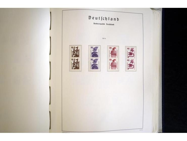 1949/90, postfrisch, in den Hauptnummern weit überkomplette Sammlung, dabei fast alle Werte aus Bogenecke, dabei u.a. Mi.-Nr.
