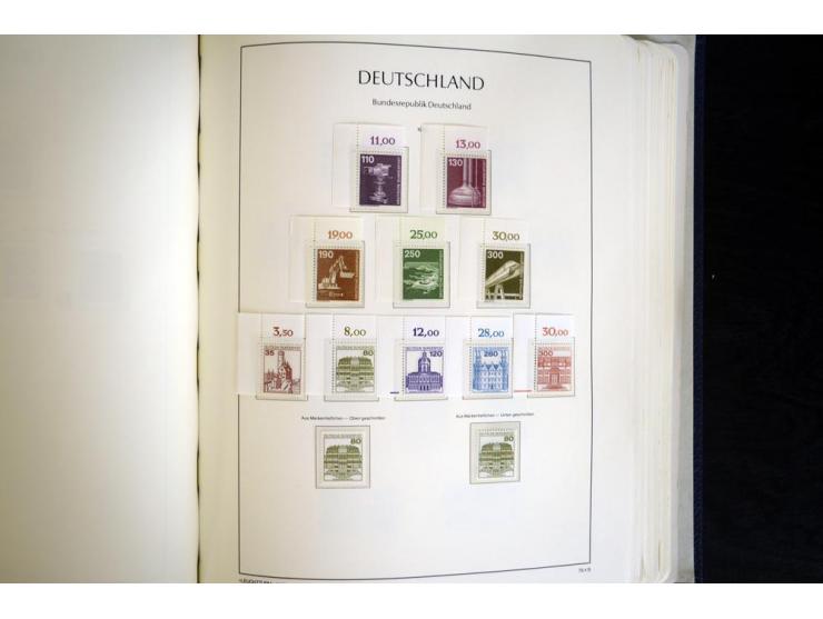 1949/90, postfrisch, in den Hauptnummern weit überkomplette Sammlung, dabei fast alle Werte aus Bogenecke, dabei u.a. Mi.-Nr.