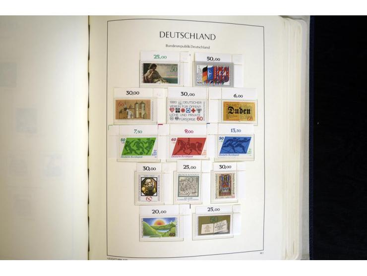 1949/90, postfrisch, in den Hauptnummern weit überkomplette Sammlung, dabei fast alle Werte aus Bogenecke, dabei u.a. Mi.-Nr.