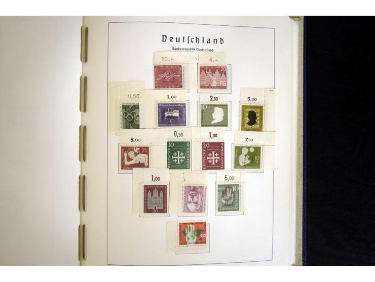 1949/90, postfrisch, in den Hauptnummern weit überkomplette Sammlung, dabei fast alle Werte aus Bogenecke, dabei u.a. Mi.-Nr.
