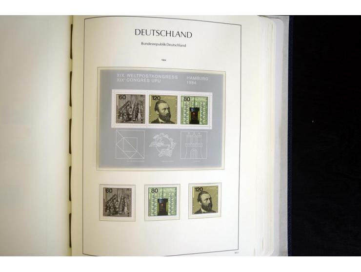 1949/90, postfrisch, in den Hauptnummern weit überkomplette Sammlung, dabei fast alle Werte aus Bogenecke, dabei u.a. Mi.-Nr.