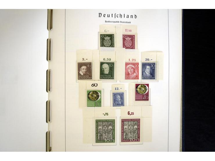 1949/90, postfrisch, in den Hauptnummern weit überkomplette Sammlung, dabei fast alle Werte aus Bogenecke, dabei u.a. Mi.-Nr.