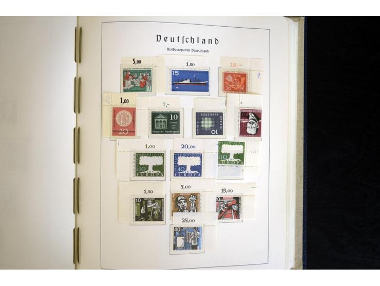 1949/90, postfrisch, in den Hauptnummern weit überkomplette Sammlung, dabei fast alle Werte aus Bogenecke, dabei u.a. Mi.-Nr.