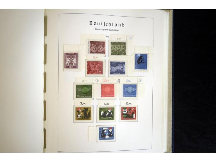 1949/90, postfrisch, in den Hauptnummern weit überkomplette Sammlung, dabei fast alle Werte aus Bogenecke, dabei u.a. Mi.-Nr.