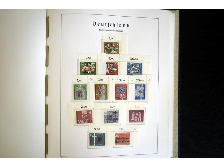 1949/90, postfrisch, in den Hauptnummern weit überkomplette Sammlung, dabei fast alle Werte aus Bogenecke, dabei u.a. Mi.-Nr.