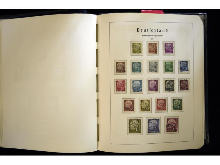 1949/90, gestempelte, in den Hauptnummern weit überkomplette Sammlung, dabei etliche Briefe teils mit guten Frankaturen, ein 
