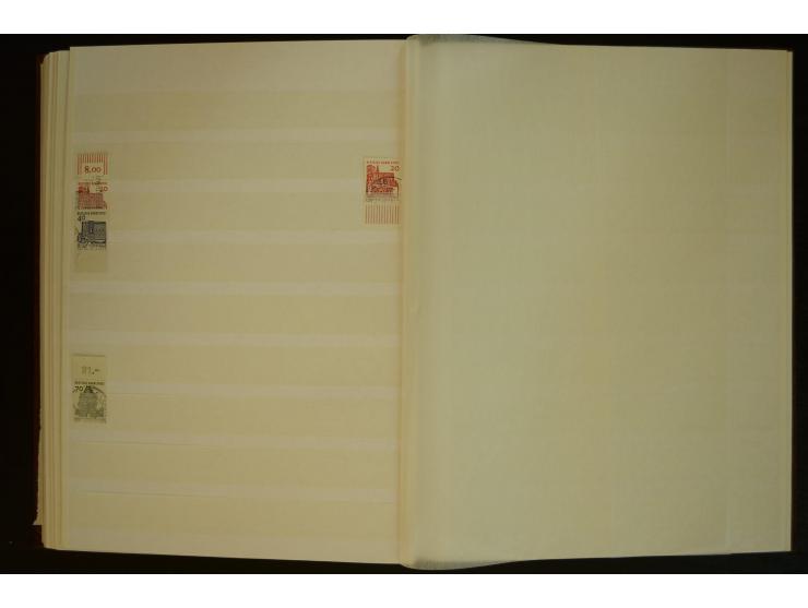 1951/66, postfrische, ungebrauchte und gestempelte Sammlung der Dauermarken, dabei Paare, 4er-Blocks, Zusammendrucke etc. mit