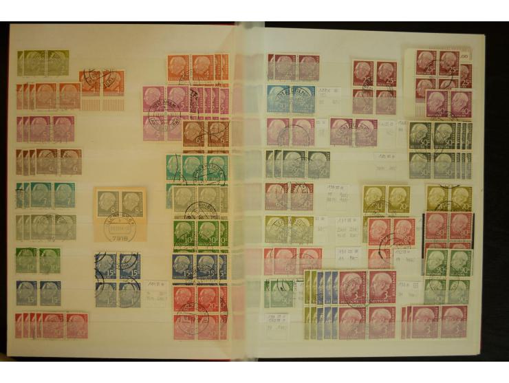 1951/66, postfrische, ungebrauchte und gestempelte Sammlung der Dauermarken, dabei Paare, 4er-Blocks, Zusammendrucke etc. mit