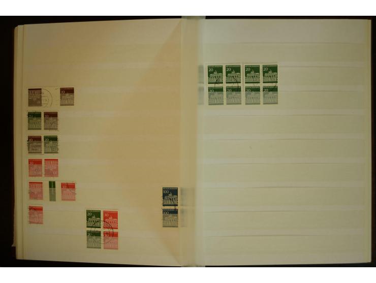 1951/66, postfrische, ungebrauchte und gestempelte Sammlung der Dauermarken, dabei Paare, 4er-Blocks, Zusammendrucke etc. mit