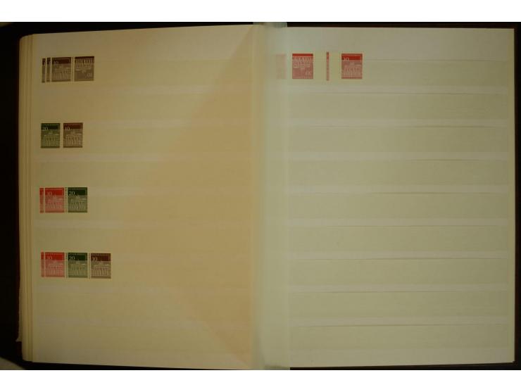 1951/66, postfrische, ungebrauchte und gestempelte Sammlung der Dauermarken, dabei Paare, 4er-Blocks, Zusammendrucke etc. mit