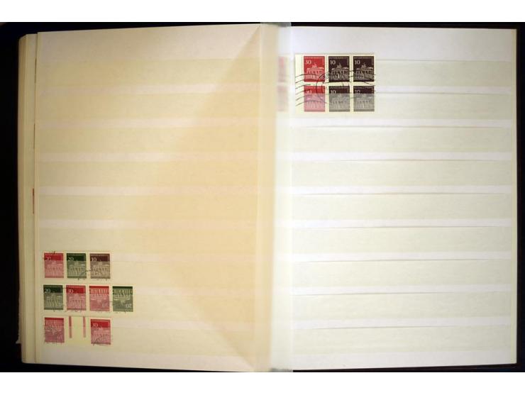 1951/66, postfrische, ungebrauchte und gestempelte Sammlung der Dauermarken, dabei Paare, 4er-Blocks, Zusammendrucke etc. mit