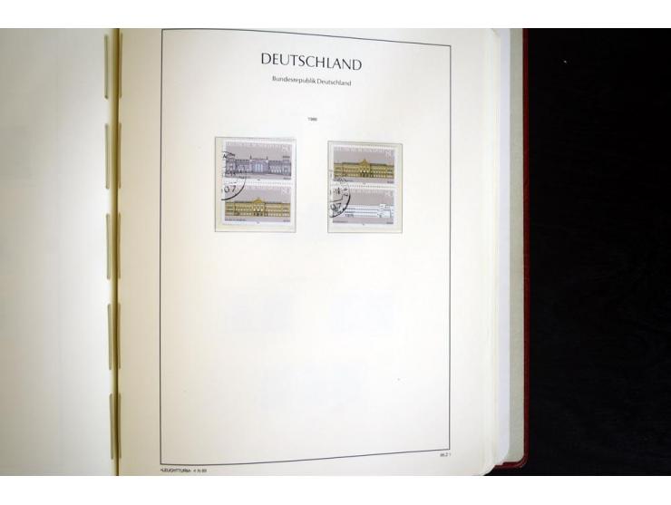 ZUSAMMENDRUCKE: 1951/2001, schöne gestempelte Sammlung mit vielen besseren Werten, dabei Bund Mi.-Nr S7 und S8, danach ein gu