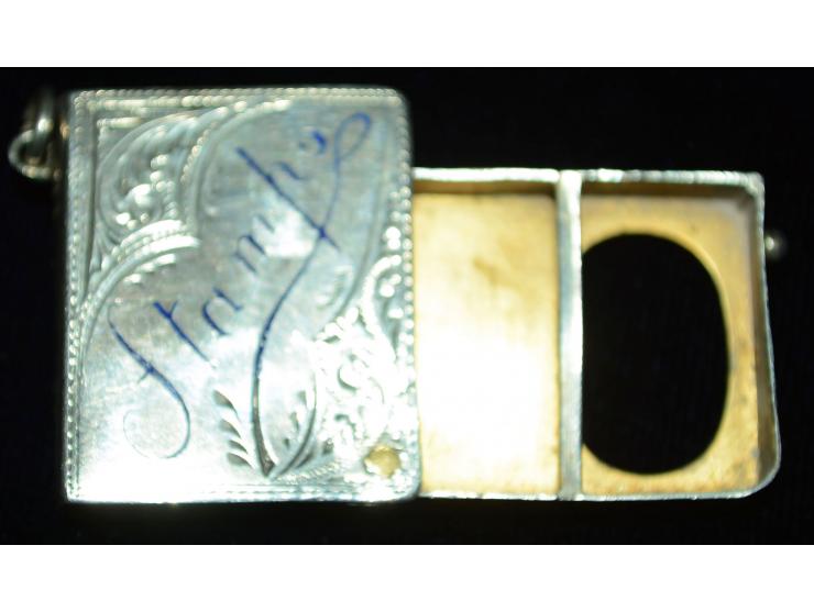 Sterling Silber, Briefmarkendose in Form eines kleinen Buches, hergestellt von der Firma Crisford & Norris, Birmingham, reich