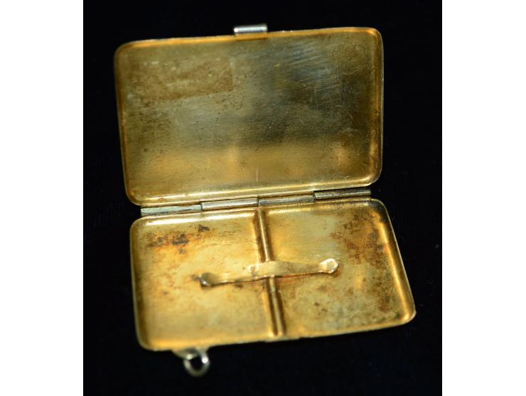 Englisches Silber, kleine Briefmarkendose, Ende 19. Jhd, Englische Punzmarken, versilbert. Die Dose verfügt über zwei Briefma