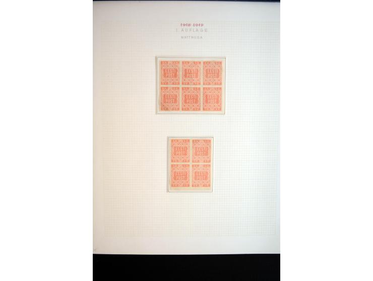 1918/19, Blumenmuster, sehr interesssante Spezialsammlung Mi.-Nr. 1-4 in 3 Bänden, aus dem Nachlass von Votele Org, dem Autor