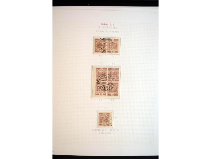 1918/19, Blumenmuster, sehr interesssante Spezialsammlung Mi.-Nr. 1-4 in 3 Bänden, aus dem Nachlass von Votele Org, dem Autor