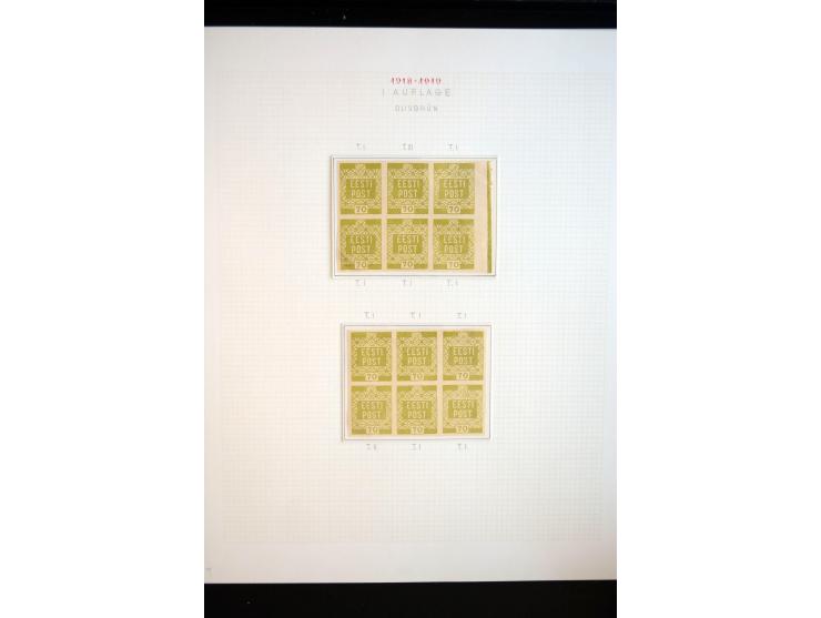 1918/19, Blumenmuster, sehr interesssante Spezialsammlung Mi.-Nr. 1-4 in 3 Bänden, aus dem Nachlass von Votele Org, dem Autor
