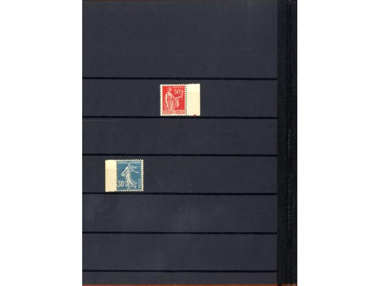 1849/1976, kleine Partie im 'Tresor-Steckbuch', dabei Einheiten, bessere Stempel, etc.; u.a. Yvert Nr. 1866a