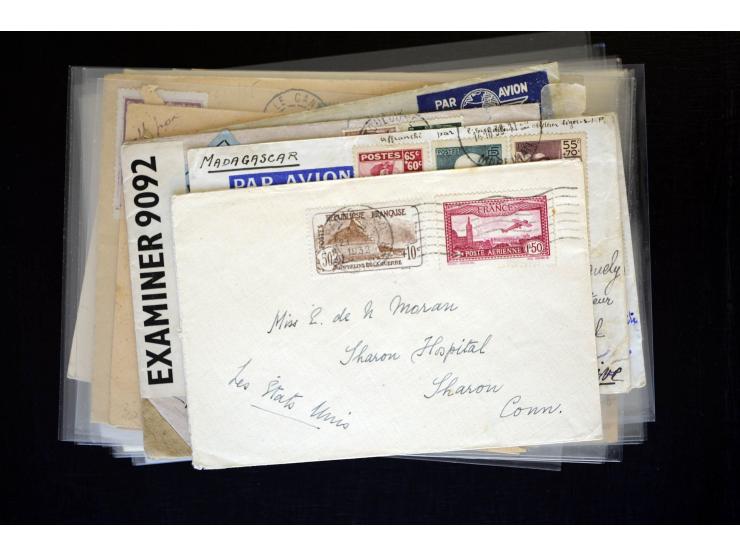 1854/1954 (ca.), etwa 80 Briefe, Karten und frankierte Zeitungen, dabei Flugpost, Krimkrieg, etc.