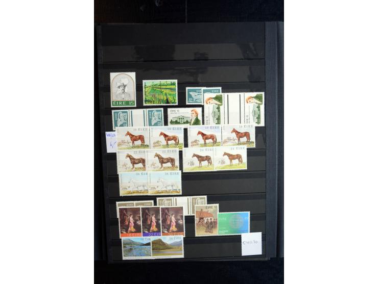 1922/2000, postfrische und ungebrauchte Sammlung mit u.a. Mi.-Nr. 9-11, 37-39 (3), A-C61, 62-64 etc.