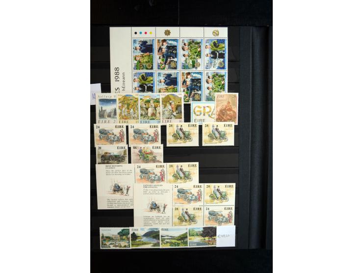 1922/2000, postfrische und ungebrauchte Sammlung mit u.a. Mi.-Nr. 9-11, 37-39 (3), A-C61, 62-64 etc.