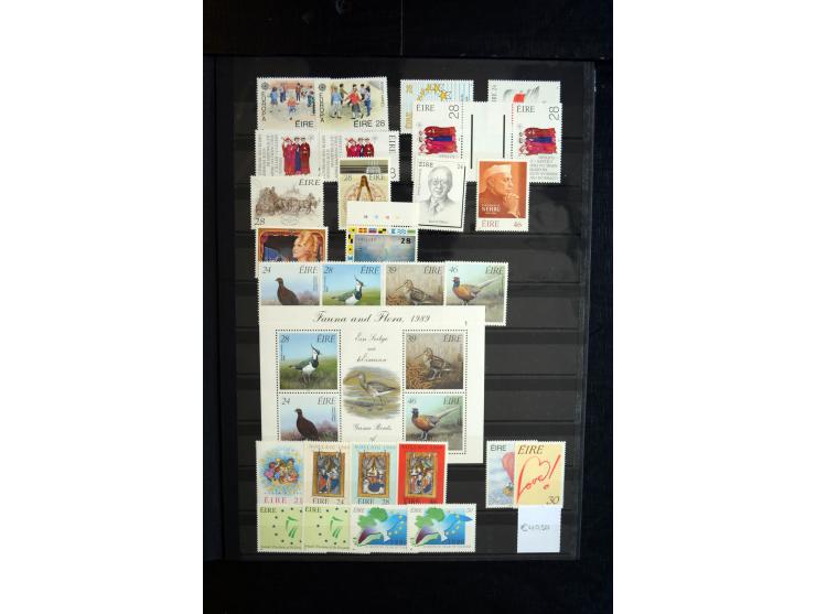 1922/2000, postfrische und ungebrauchte Sammlung mit u.a. Mi.-Nr. 9-11, 37-39 (3), A-C61, 62-64 etc.
