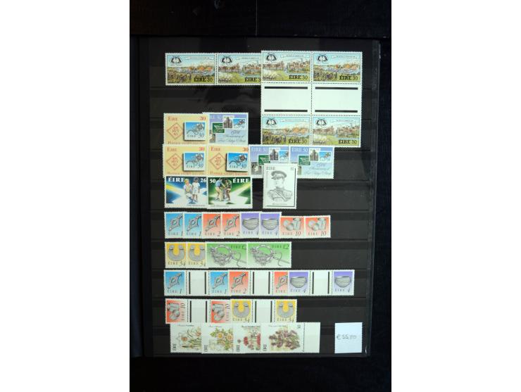 1922/2000, postfrische und ungebrauchte Sammlung mit u.a. Mi.-Nr. 9-11, 37-39 (3), A-C61, 62-64 etc.