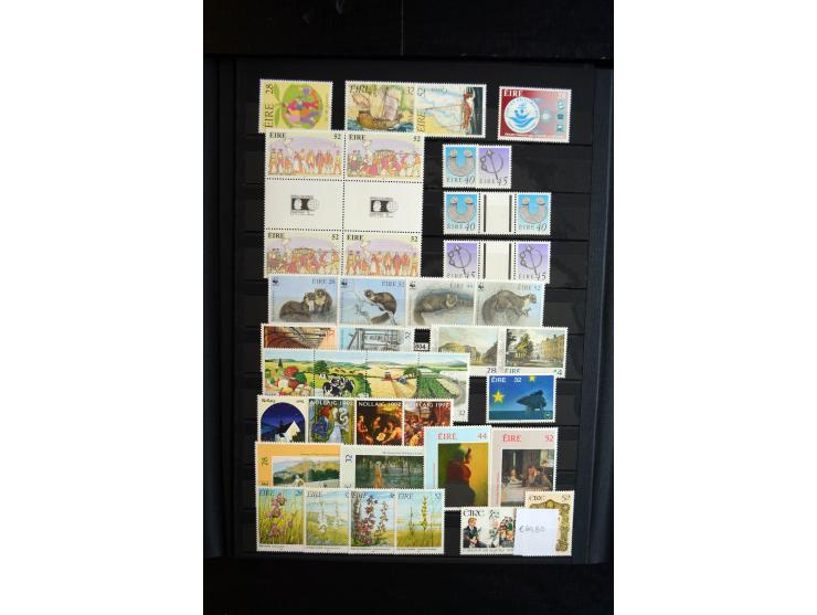 1922/2000, postfrische und ungebrauchte Sammlung mit u.a. Mi.-Nr. 9-11, 37-39 (3), A-C61, 62-64 etc.