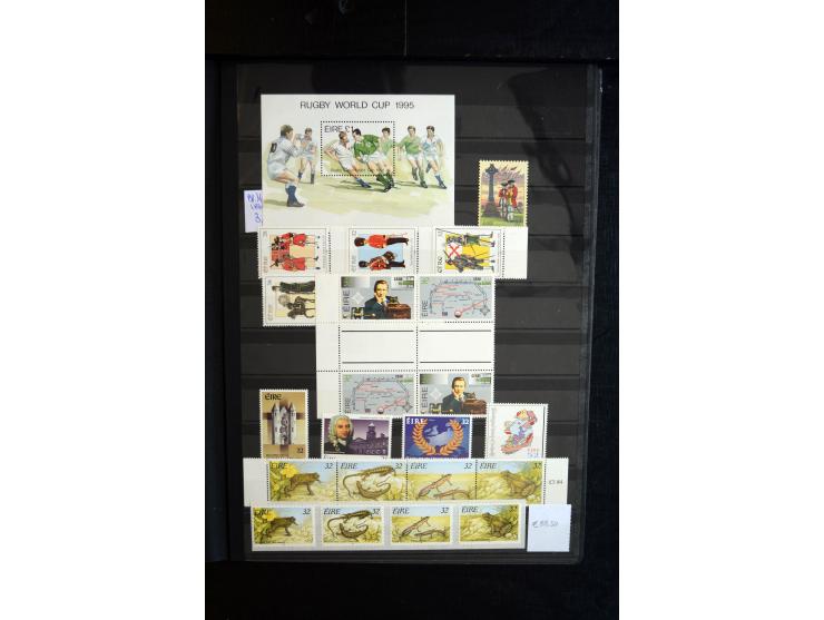 1922/2000, postfrische und ungebrauchte Sammlung mit u.a. Mi.-Nr. 9-11, 37-39 (3), A-C61, 62-64 etc.