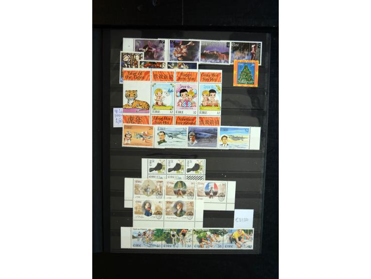 1922/2000, postfrische und ungebrauchte Sammlung mit u.a. Mi.-Nr. 9-11, 37-39 (3), A-C61, 62-64 etc.