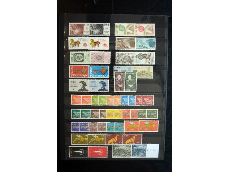 1922/2000, postfrische und ungebrauchte Sammlung mit u.a. Mi.-Nr. 9-11, 37-39 (3), A-C61, 62-64 etc.