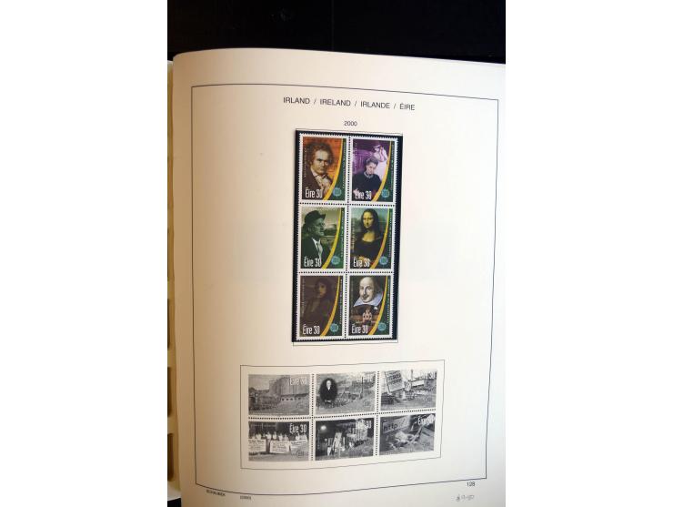1922/2000, postfrische, ungebrauchte und etwas gestempelte Sammlung mit u.a. Mi.-Nr. 9-11, 37-39 (2), A-C61 (tropisch), genan