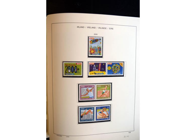 1922/2000, postfrische, ungebrauchte und etwas gestempelte Sammlung mit u.a. Mi.-Nr. 9-11, 37-39 (2), A-C61 (tropisch), genan