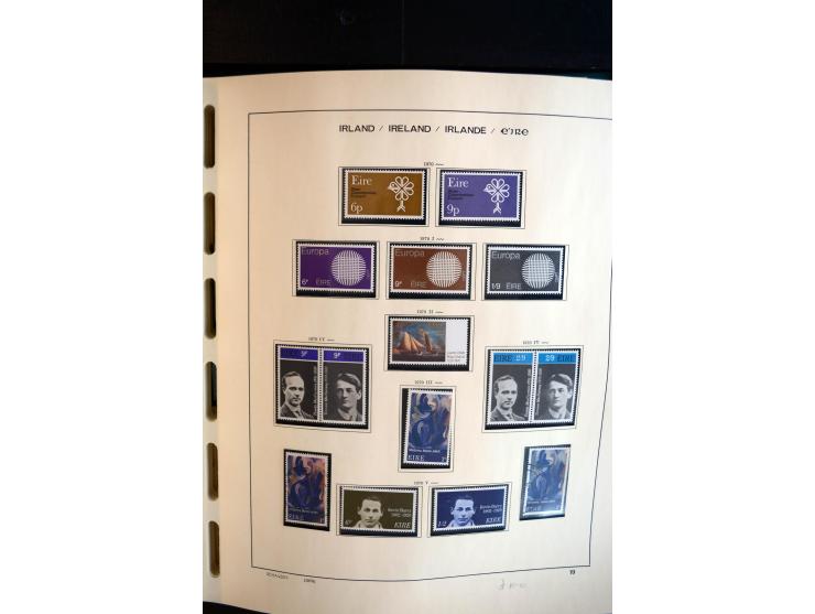 1922/2000, postfrische, ungebrauchte und etwas gestempelte Sammlung mit u.a. Mi.-Nr. 9-11, 37-39 (2), A-C61 (tropisch), genan