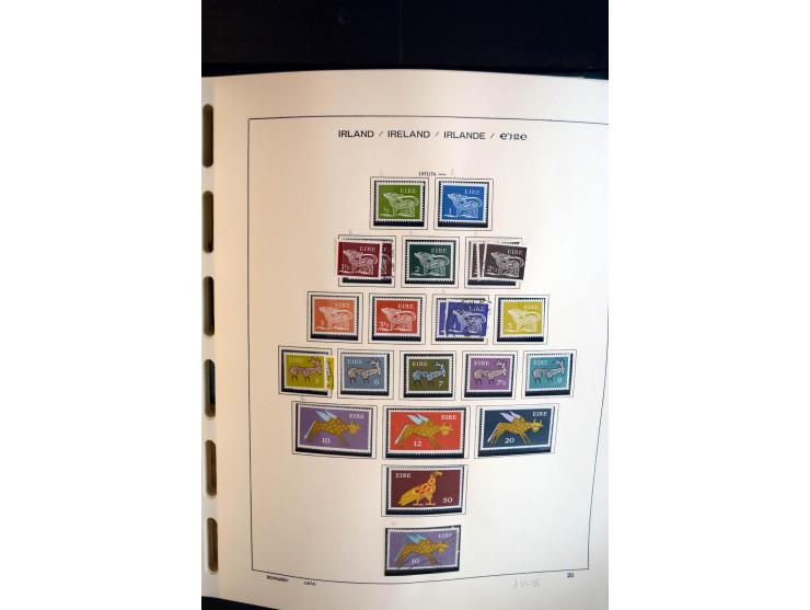 1922/2000, postfrische, ungebrauchte und etwas gestempelte Sammlung mit u.a. Mi.-Nr. 9-11, 37-39 (2), A-C61 (tropisch), genan