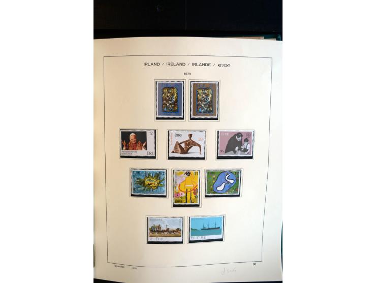 1922/2000, postfrische, ungebrauchte und etwas gestempelte Sammlung mit u.a. Mi.-Nr. 9-11, 37-39 (2), A-C61 (tropisch), genan