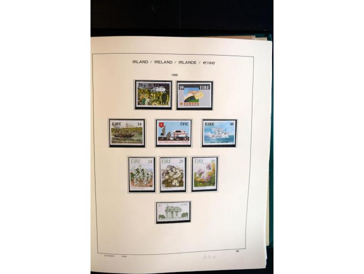 1922/2000, postfrische, ungebrauchte und etwas gestempelte Sammlung mit u.a. Mi.-Nr. 9-11, 37-39 (2), A-C61 (tropisch), genan
