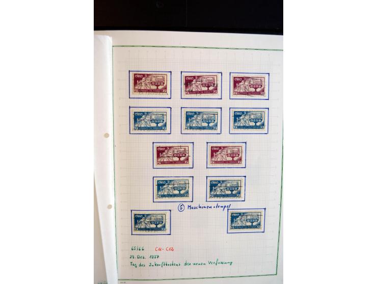1922/98, am Anfang meist ungebrauchte und gestempelte Sammlung in 3 Alben, über weite Strecken kpl. mit u.a. Mi.-Nr. 9-11 II,