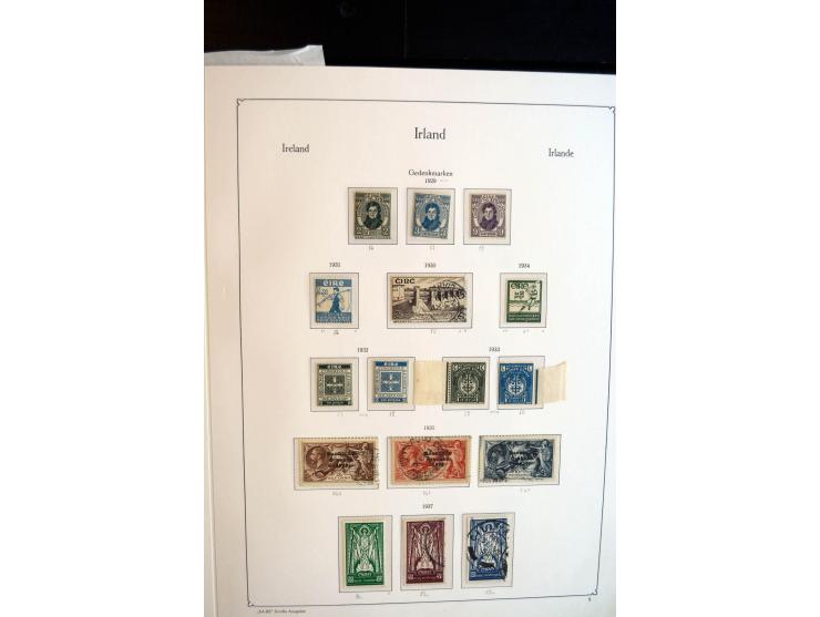1922/98, am Anfang meist ungebrauchte und gestempelte Sammlung in 3 Alben, über weite Strecken kpl. mit u.a. Mi.-Nr. 9-11 II,