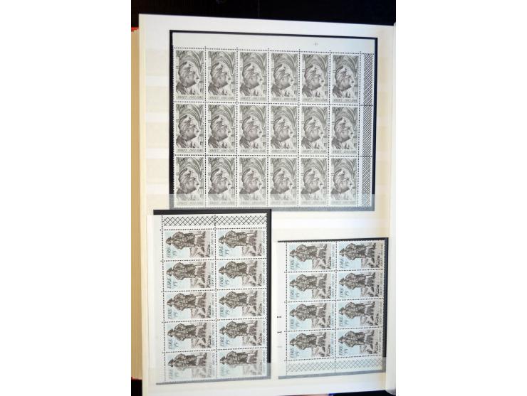 1929/2004, Collection of commemoratives in 5 albums, mainly block of 4 with many cylinder blocks, the earlier period includin