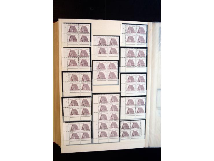 1982/90, Specialised collection of Architecture definitives, apparently complete gum and paper types, single stamps, gutter p