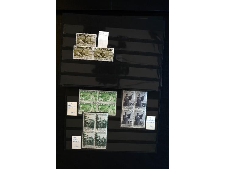 1930/83 (ca.), meist postfrischer Bestand in 9 Kassetten, dabei viele bessere 4er-Blocks, Rollenstreifen, Plattenfehler, etc.
